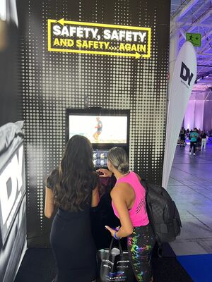 قیمت خوب Best High Efficiency Auto Protein Shake Vending Machine Factory suit in Gym آنلاین